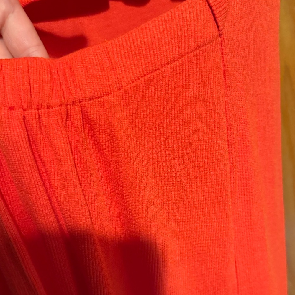 NWT RCVA bright orange-more orange than red short sleeve dress w open lower back - Picture 5 of 10